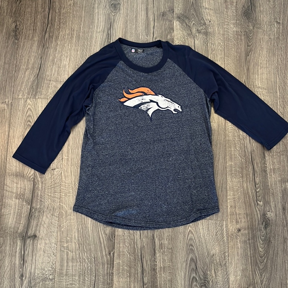 Women’s 3/4 Sleeve Broncos Shirt